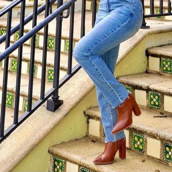 Last one SZ 10 Brown Heeled Booties - Picture 3 of 3